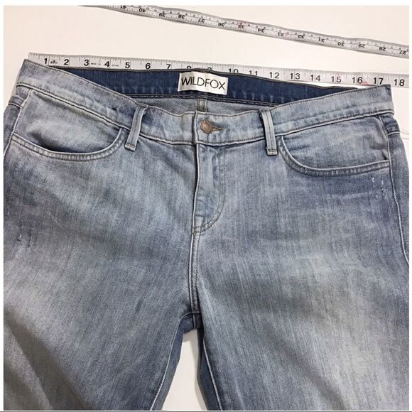 Wildfox Carmen Distressed Jeans New Size 32 - Picture 6 of 6